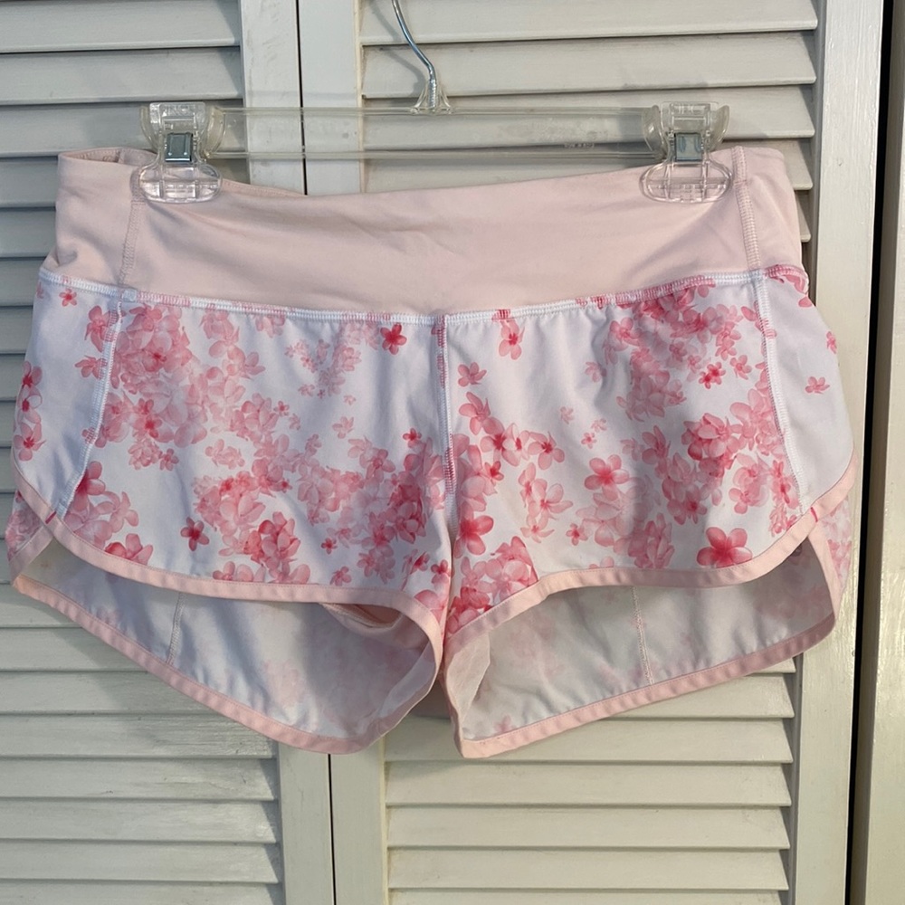 Lululemon Run Speed Short 2.5” Size 6